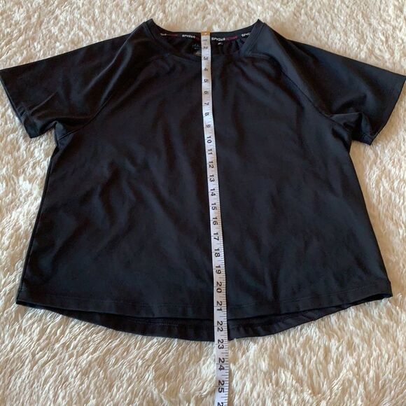 Spyder black active wear crop top size medium - Picture 13 of 16